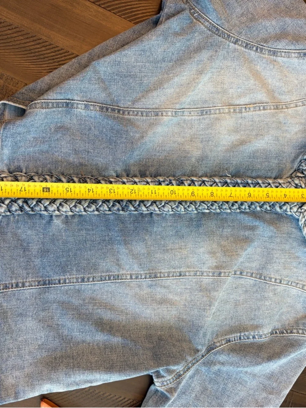 Curve Denim Cropped Jean Jacket - Light Blue - Picture 7 of 8